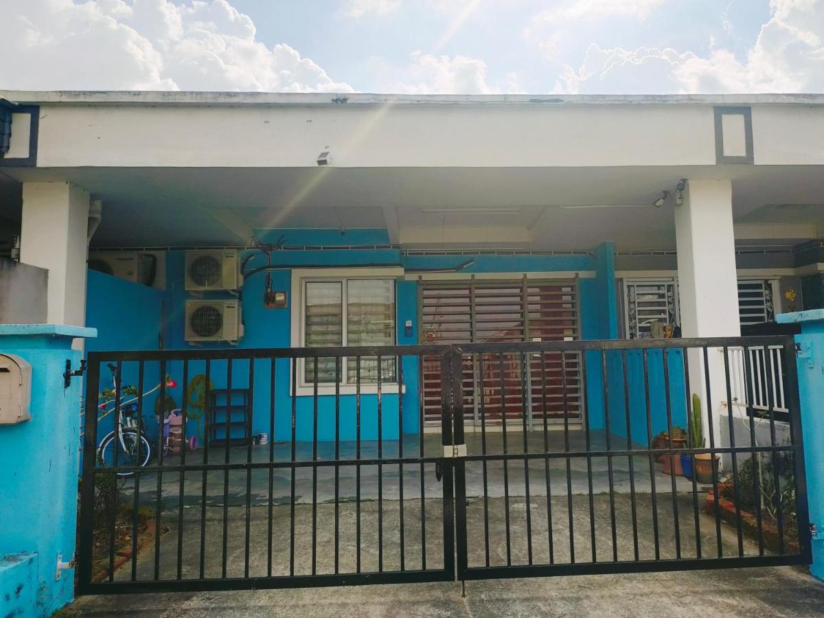 Hanaa Homestay Meru Ipoh Exterior photo