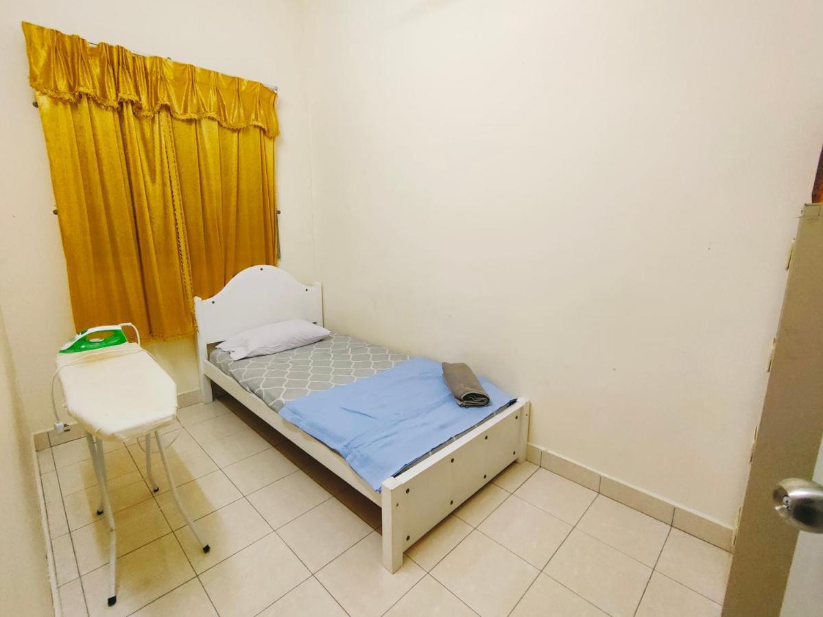 Hanaa Homestay Meru Ipoh Exterior photo