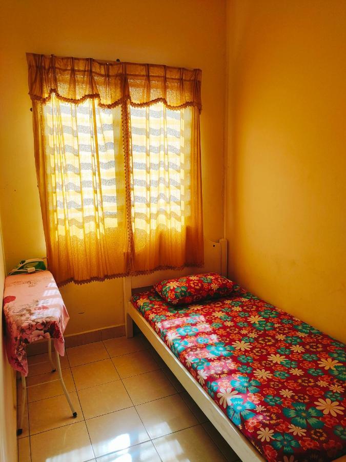 Hanaa Homestay Meru Ipoh Exterior photo
