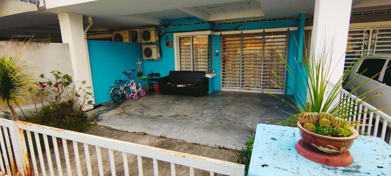 Hanaa Homestay Meru Ipoh Exterior photo